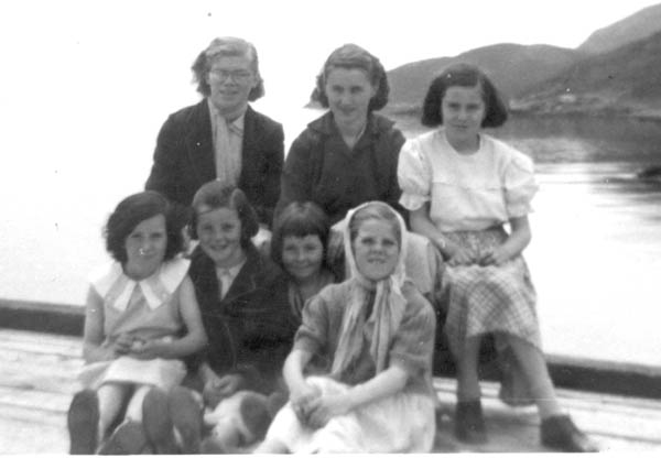 444: l-r back, Madonna McCarthy, Mary Ennis, unidentified; l-r front,  unidentified, unidentified, unidentified, Hilda Whelan. (1955)  - Madonna daughter of James McCarthy &amp;amp; Mary Ellen Barry; Mary daughter of Vincent  Ennis &amp;amp; Mary Carroll; Hilda daughter of Leo Whelan &amp;amp; Elizabeth Bishop